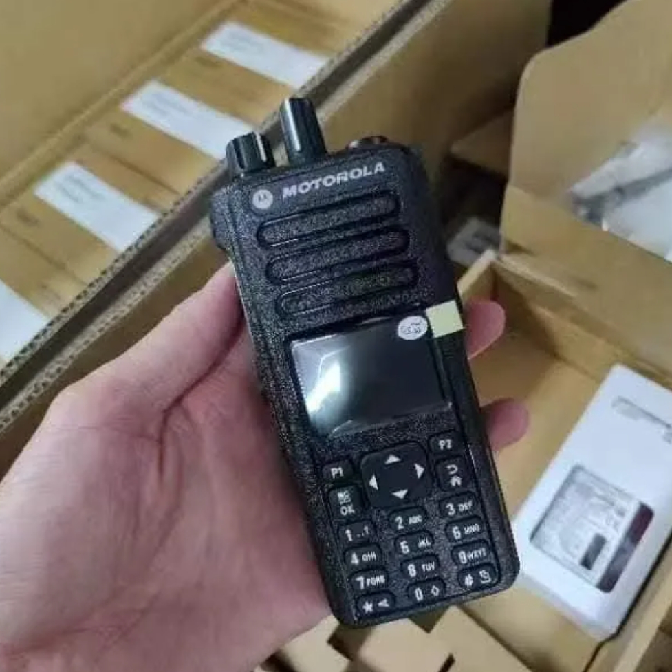 Two-Way Radio Black Screen: Troubleshooting & Fixes