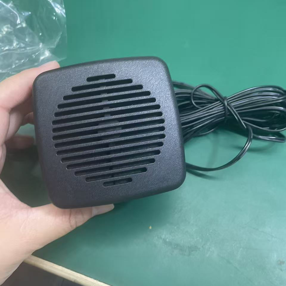 Motorola GMSN4078 5-watt external speaker for mobile radios